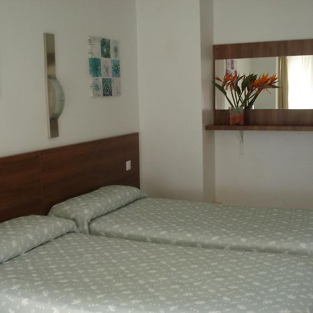 Hostal Margarita Pineda de Mar Værelse billede