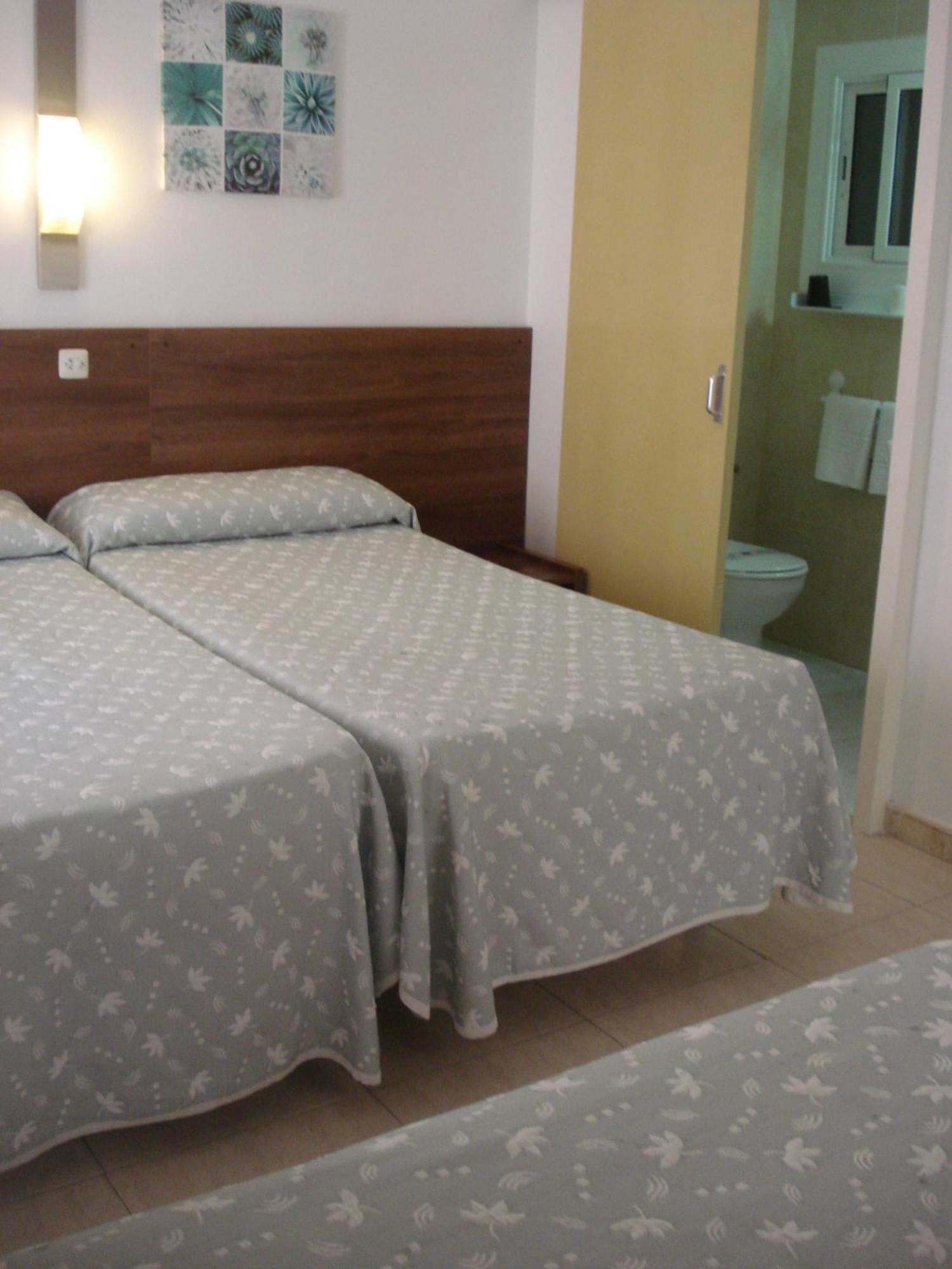 Hostal Margarita Pineda de Mar Værelse billede